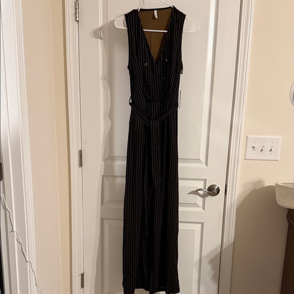 NWT HALARA Black/Brown Pinstriped Jumpsuit easy peezy.